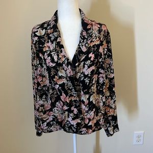 J JILL MULTICOLOR BLACK WITH ROSE COLORED ACCENTS. LONG SLEEVE